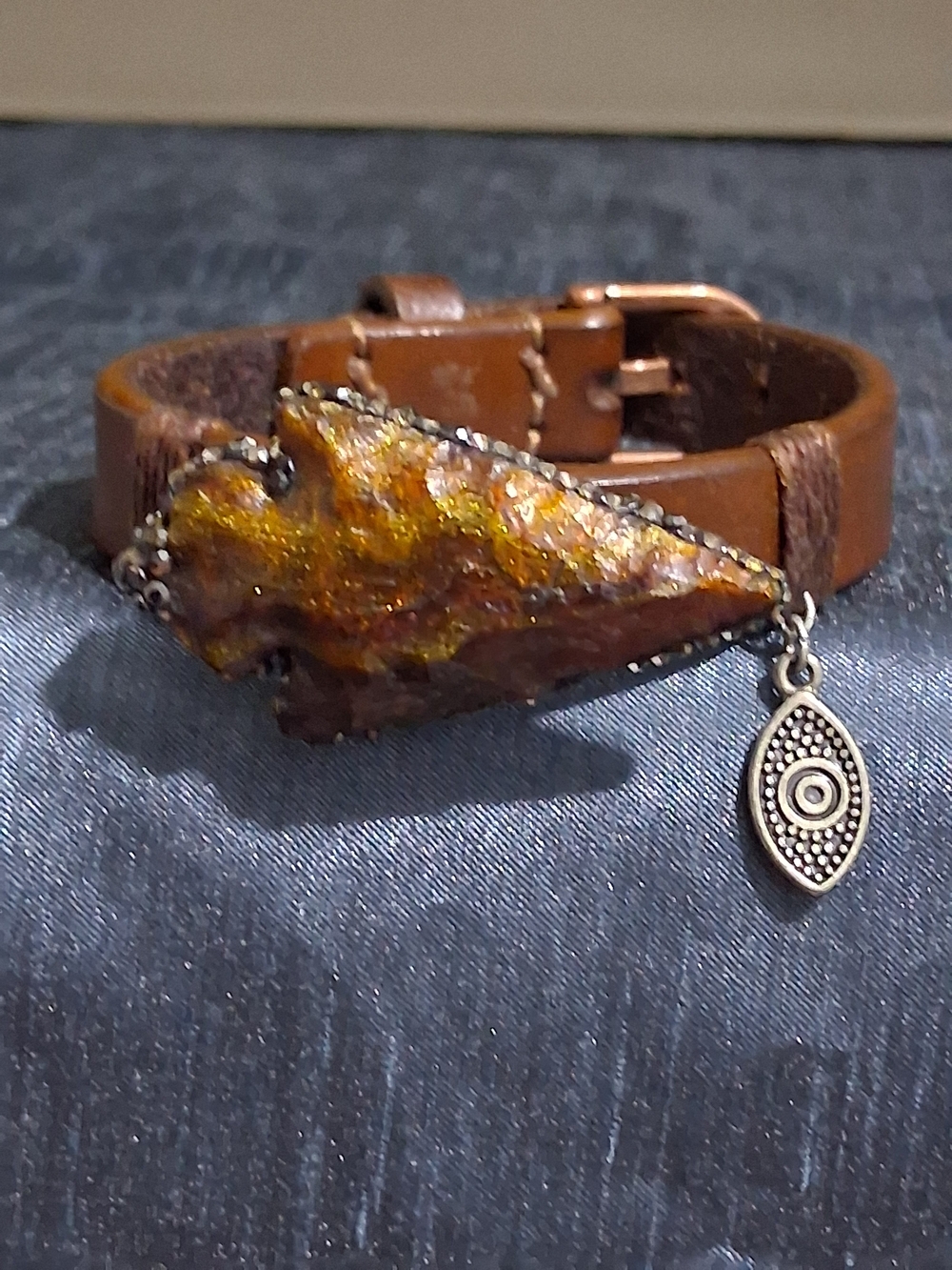 Fashion Jewelry Brown Leather ? Bracelet with Faux Amber-Tone Arrowhead Men's